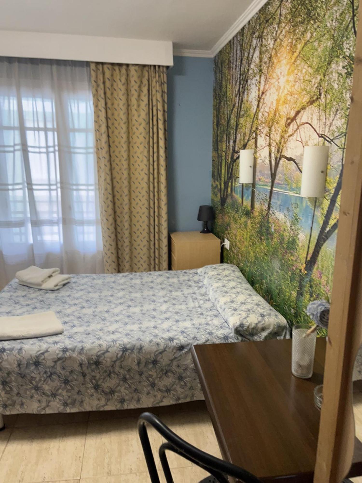 タラゴナ Residencia Alclausellホステル エクステリア 写真